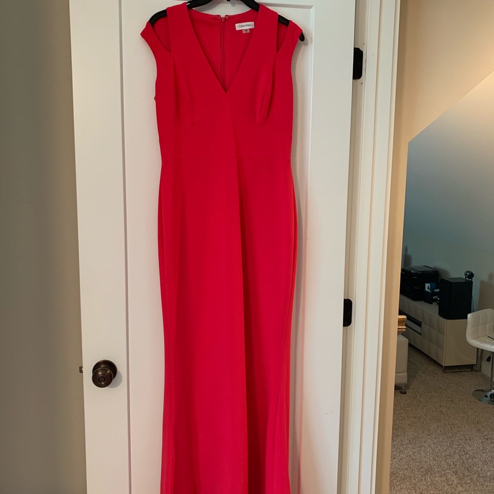 Calvin Klein, cold-shoulder, fit & flair gown